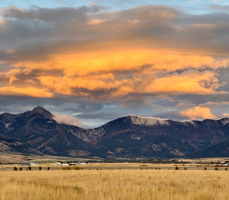 Mountains outside Bozeman in Montana in the fall